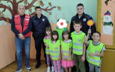 БЕЗБЕДНОСТ ДЕЦЕ У САОБРАЋАЈУ