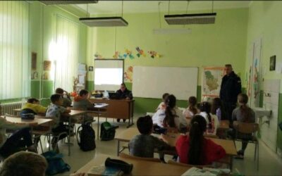 БЕЗБЕДНОСТ ДЕЦЕ У САОБРАЋАЈУ