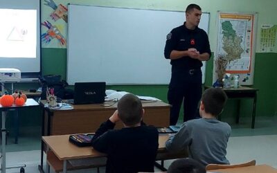 БЕЗБЕДНОСТ ДЕЦЕ У ВАНРЕДНИМ СИТУАЦИЈАМА